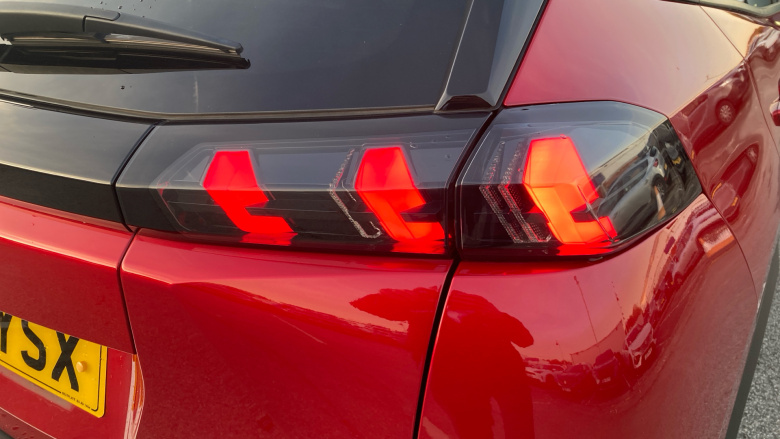 Peugeot 2008 1.2 PureTech Allure Premium 5dr Petrol Estate